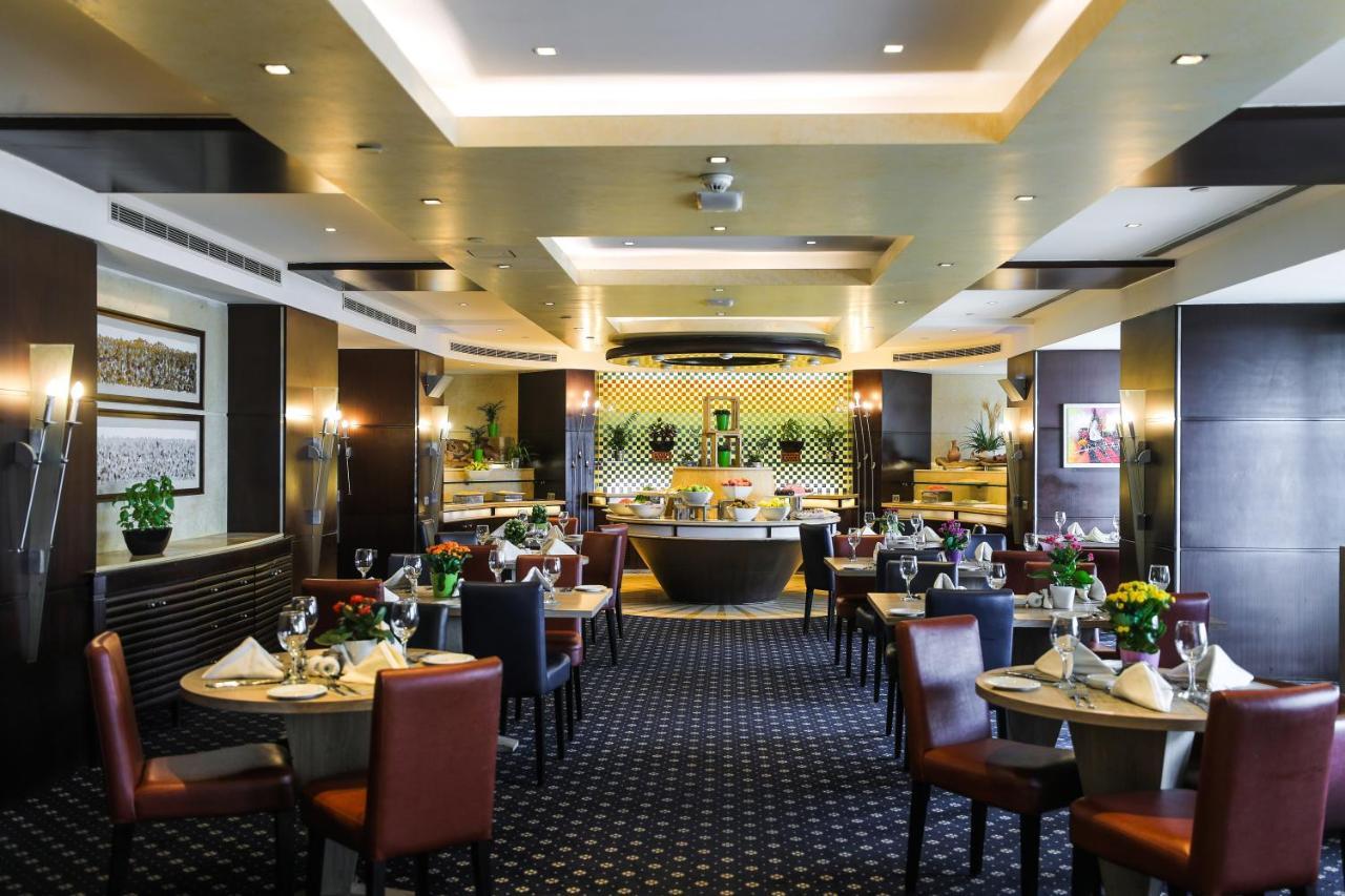 Raouche Arjaan By Rotana Aparthotel Beirut Exterior photo