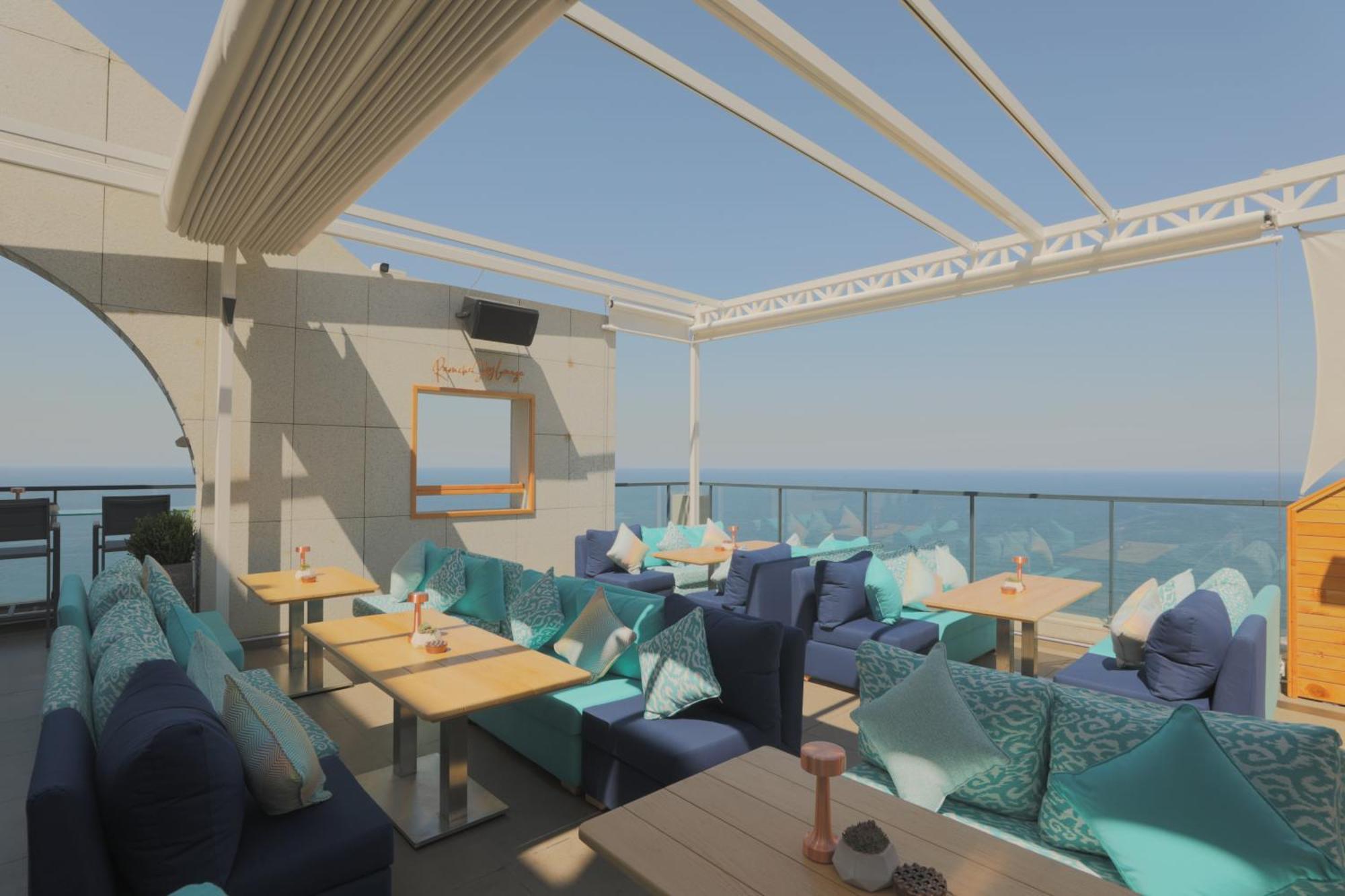 Raouche Arjaan By Rotana Aparthotel Beirut Exterior photo