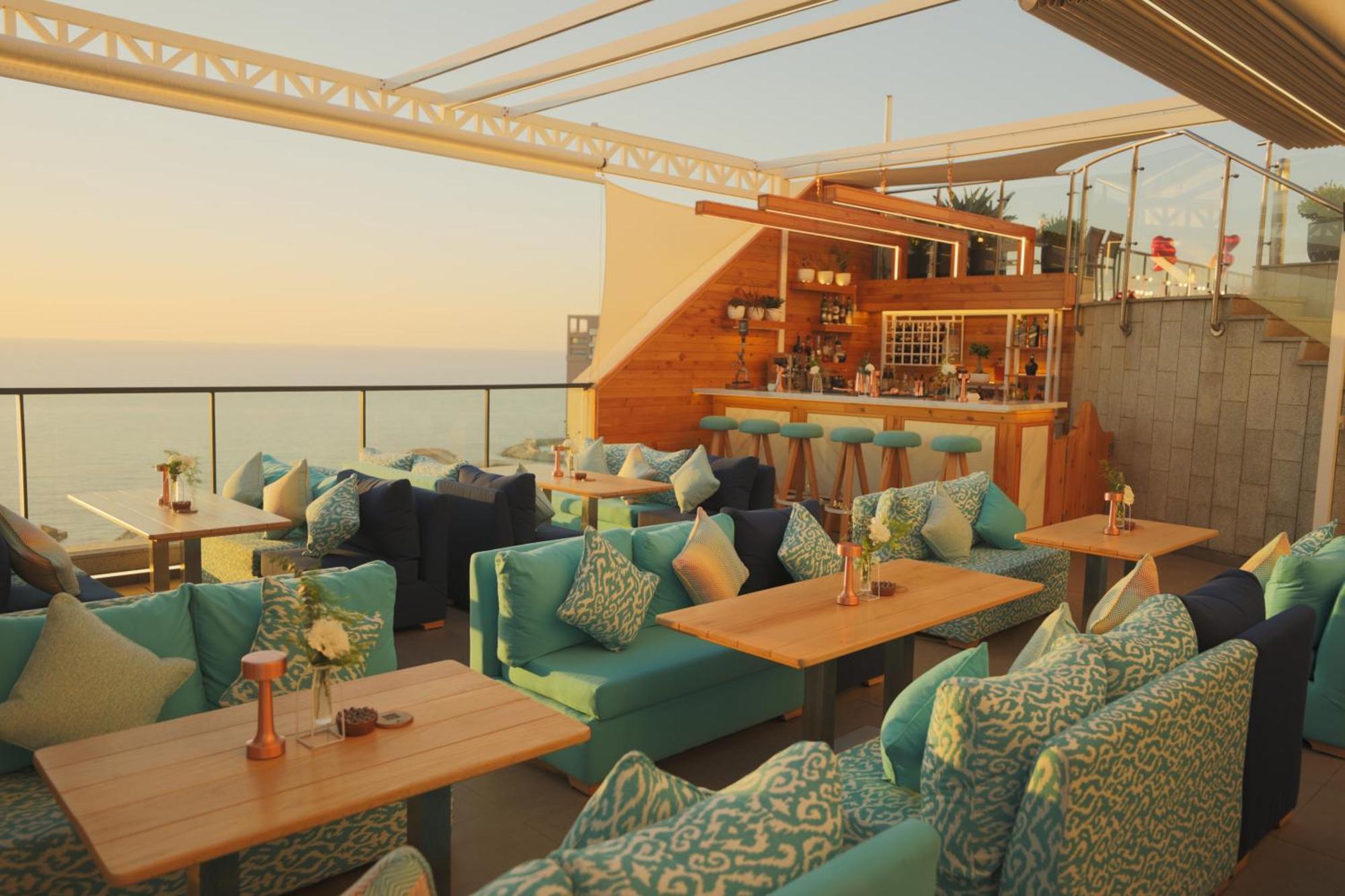 Raouche Arjaan By Rotana Aparthotel Beirut Exterior photo